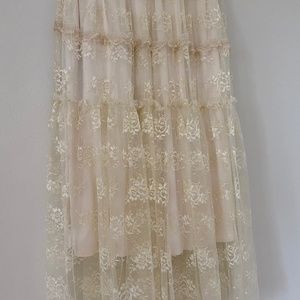 Lace skirt Japanese brand dazzlin new with tag size small